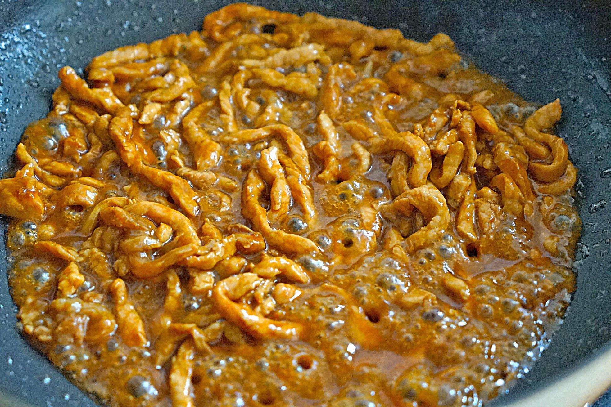 原创冬天,这菜最下饭,荤素搭配自带鲜味,比肉香,不吃到撑不罢休