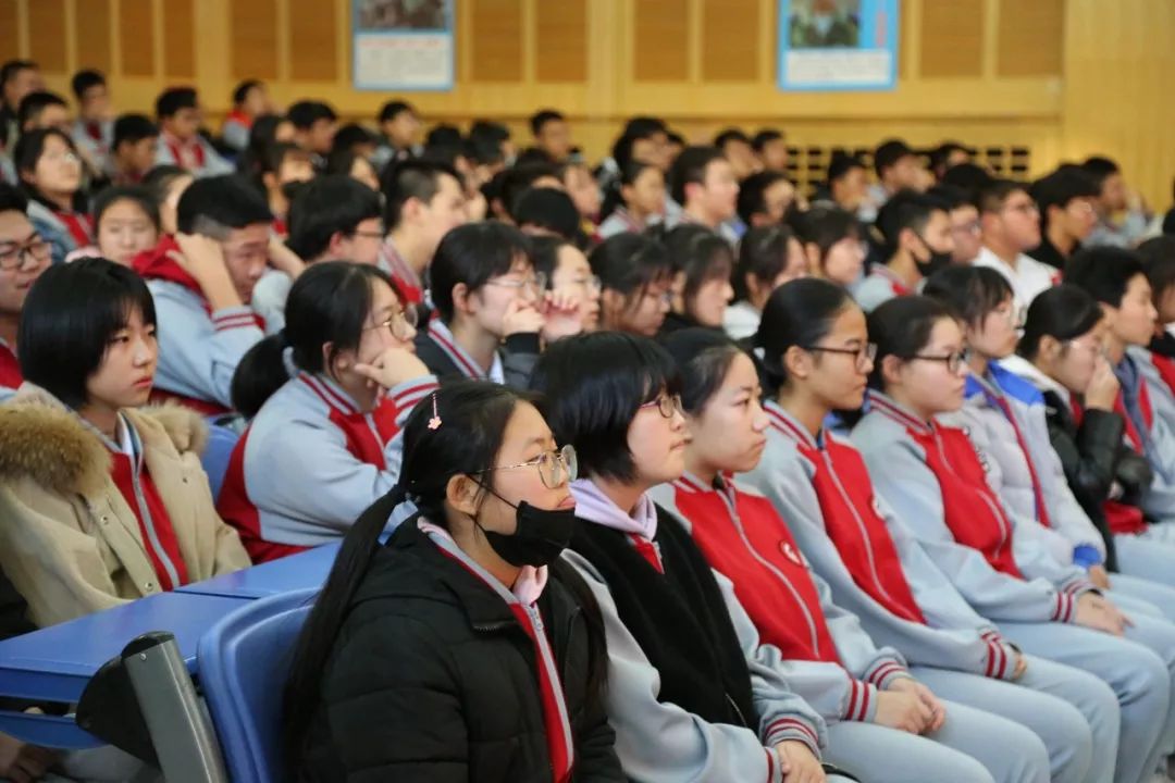 "心灵之声"艺术团——走进北京二中通州校区_演出