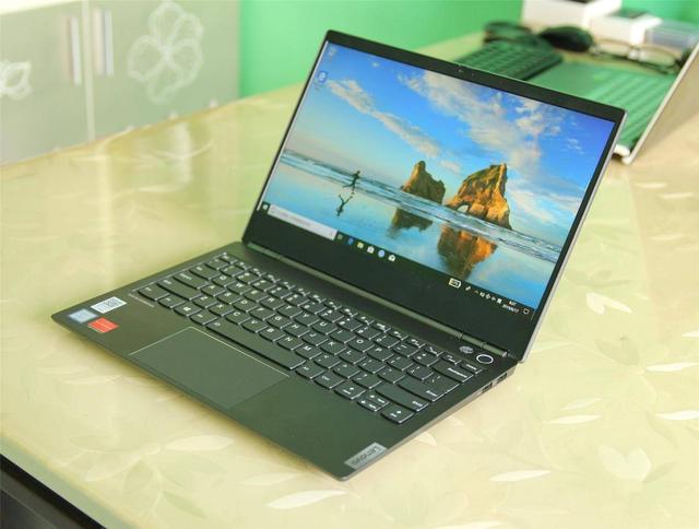 扬天威|联想扬天威6 Pro评测体验，移动办公也极致优雅