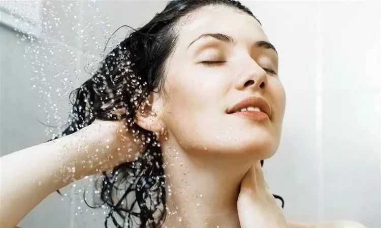 洗头的六大误区,大多女生都做错了!