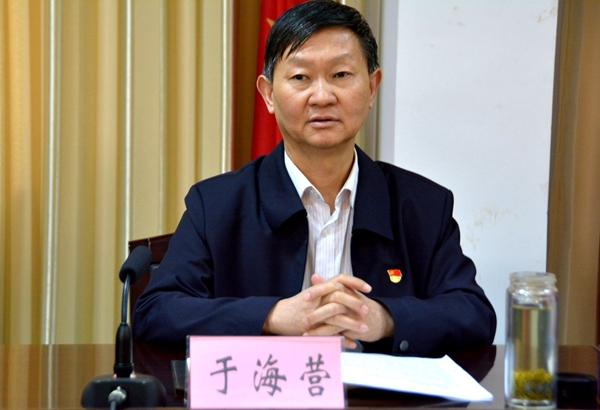 唐河县召开全县领导干部会议,宣布市委关于县政府主要领导调整的决定