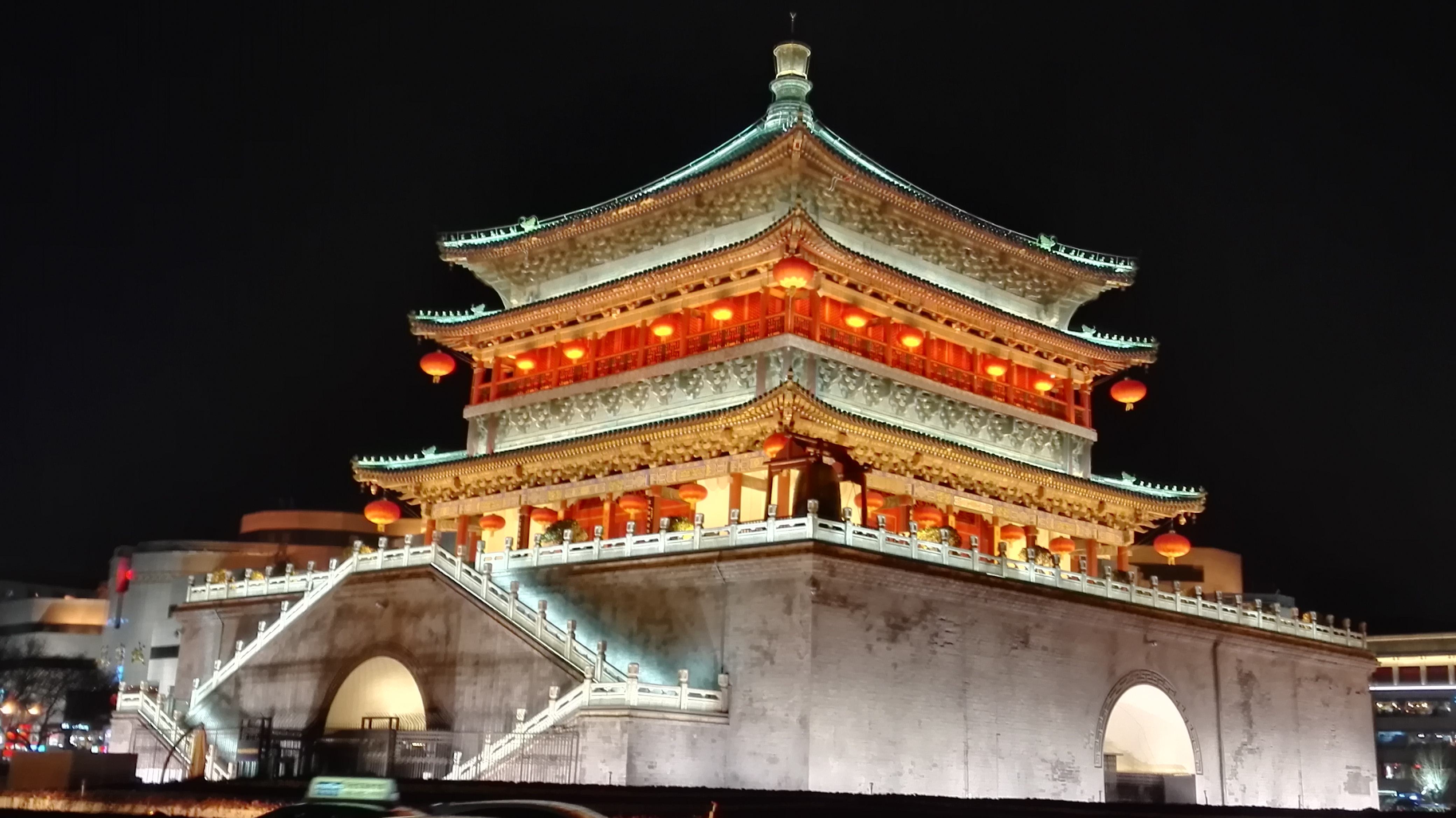 原创700年从不歇业的钟楼,打败西安众多历史建筑,成为古都地标