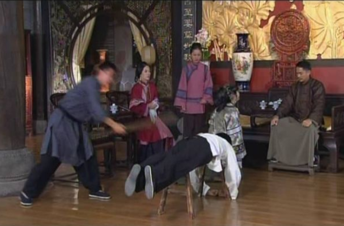 围绕新加坡鞭刑引发的逸闻趣事，谈谈封建社会的杖刑_迈克