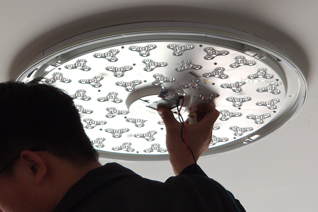 支持苹果homekit和小米米家绿米aqara智能吸顶灯轻体验