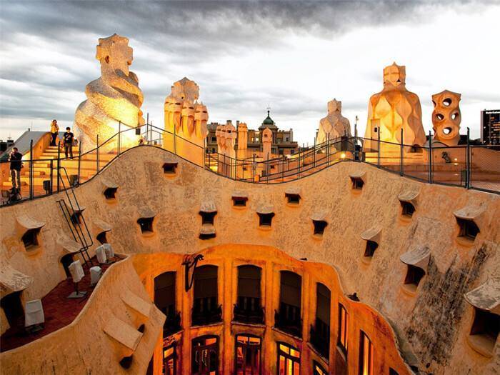 他是建筑领域的达芬奇有7项作品被列为世界文化遗产