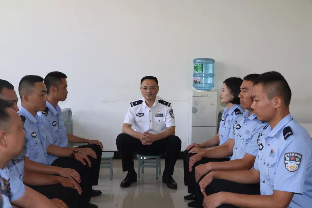 总站孙鸿滨总站长,郝子群政委等领导多次检查指导培训工作,各站级主官