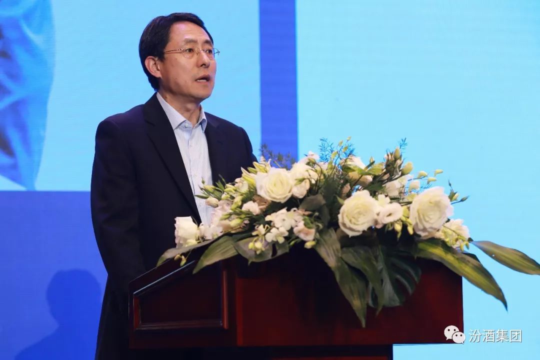 直击进博会汾酒登上世界舞台让国潮成为国际潮