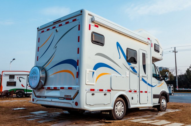 戴德自由风双拓展无拓展c型房车做工精细大空间高配置