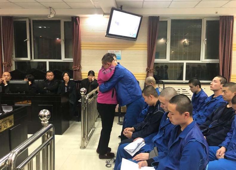 大快人心以杨万龙为首新疆又一黑恶势力团伙9人被公开判决