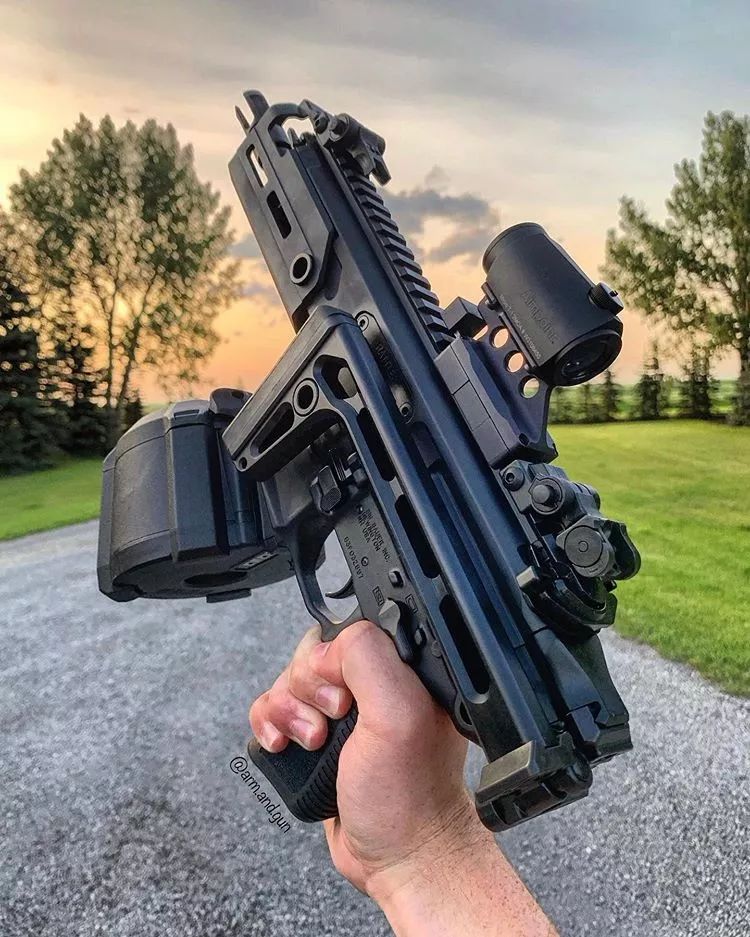 【矮粗 紧硬货】西格绍尔公司 mcx rattler短管步枪/手枪图集