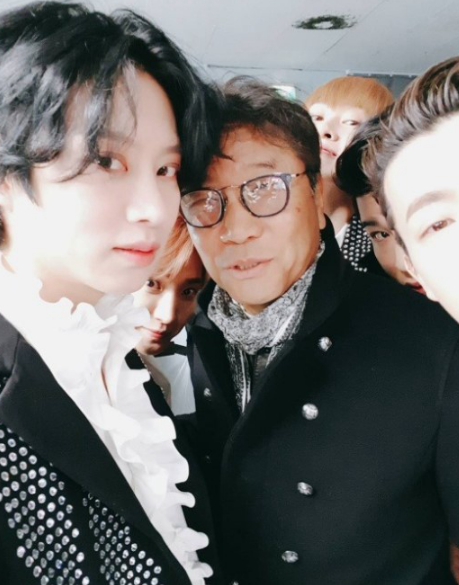 原创 朴振英再证明:李秀满的确是"颜狗"!