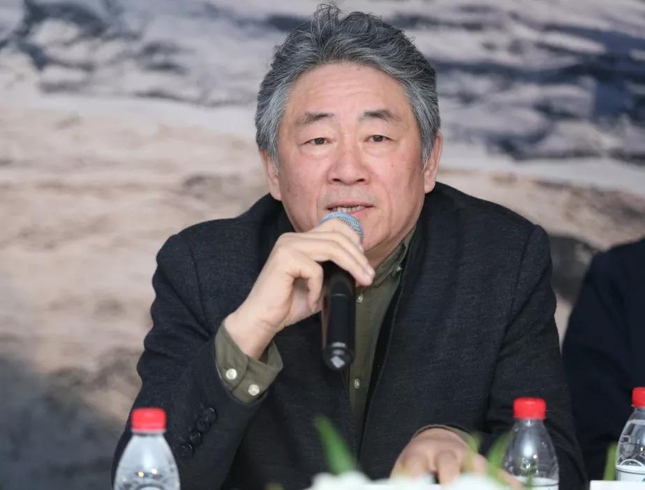 艺术家周长江发言▲ 艺术家邱振中发言▲ 艺术家王冬龄发言▲ 艺术