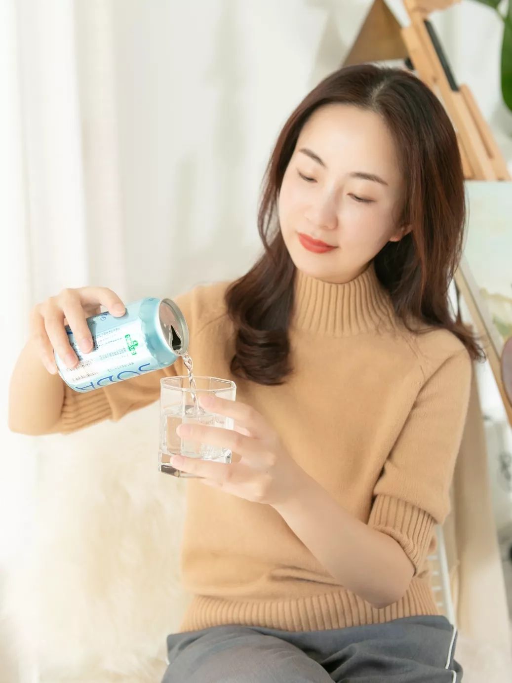 小媛fm原来吨吨吨吨也能喝出仙女范