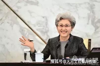 我把歌曲《天边》的凄美爱情故事跟你说_傅莹