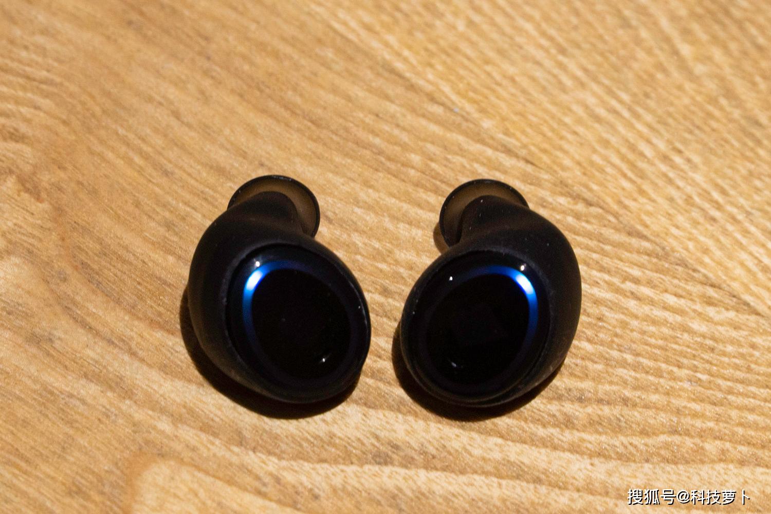 原创运动休闲一机搞定thedashpro真无线蓝牙耳机评测