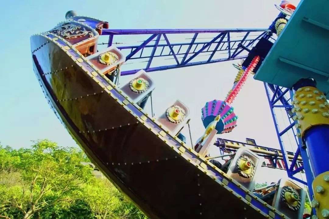 恩平花海欢乐世界1大1小399元2大2小699元一票通玩30多项机动游戏