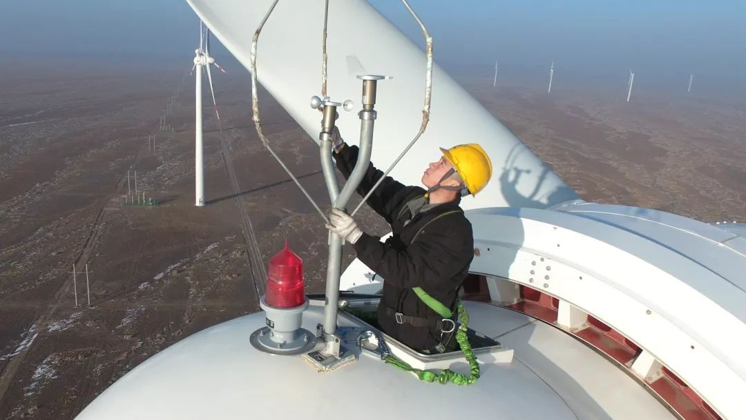 这是集团公司首次举办风电检修技能竞赛,既是对新能