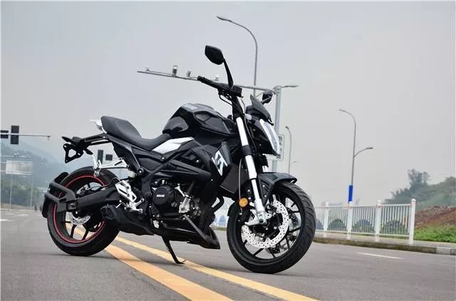 第三款 新感觉都市战狼rs25 平均售价1.