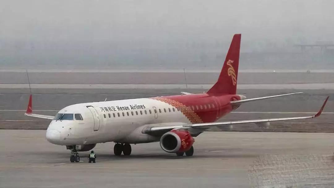 河南又迎基地航司,中州航空首架波音737-300型货机抵郑州