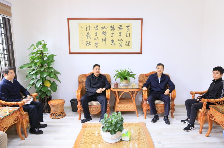 要闻聚焦丨周青董事长拜访云南省楚雄州国有资本投资集团董事长郭家权