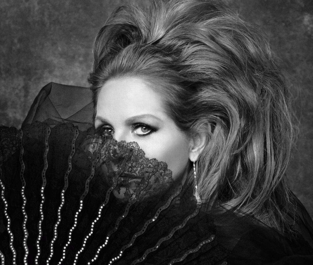 星访谈|女高音蕾妮·弗莱明:我没有 "最爱的" 音乐