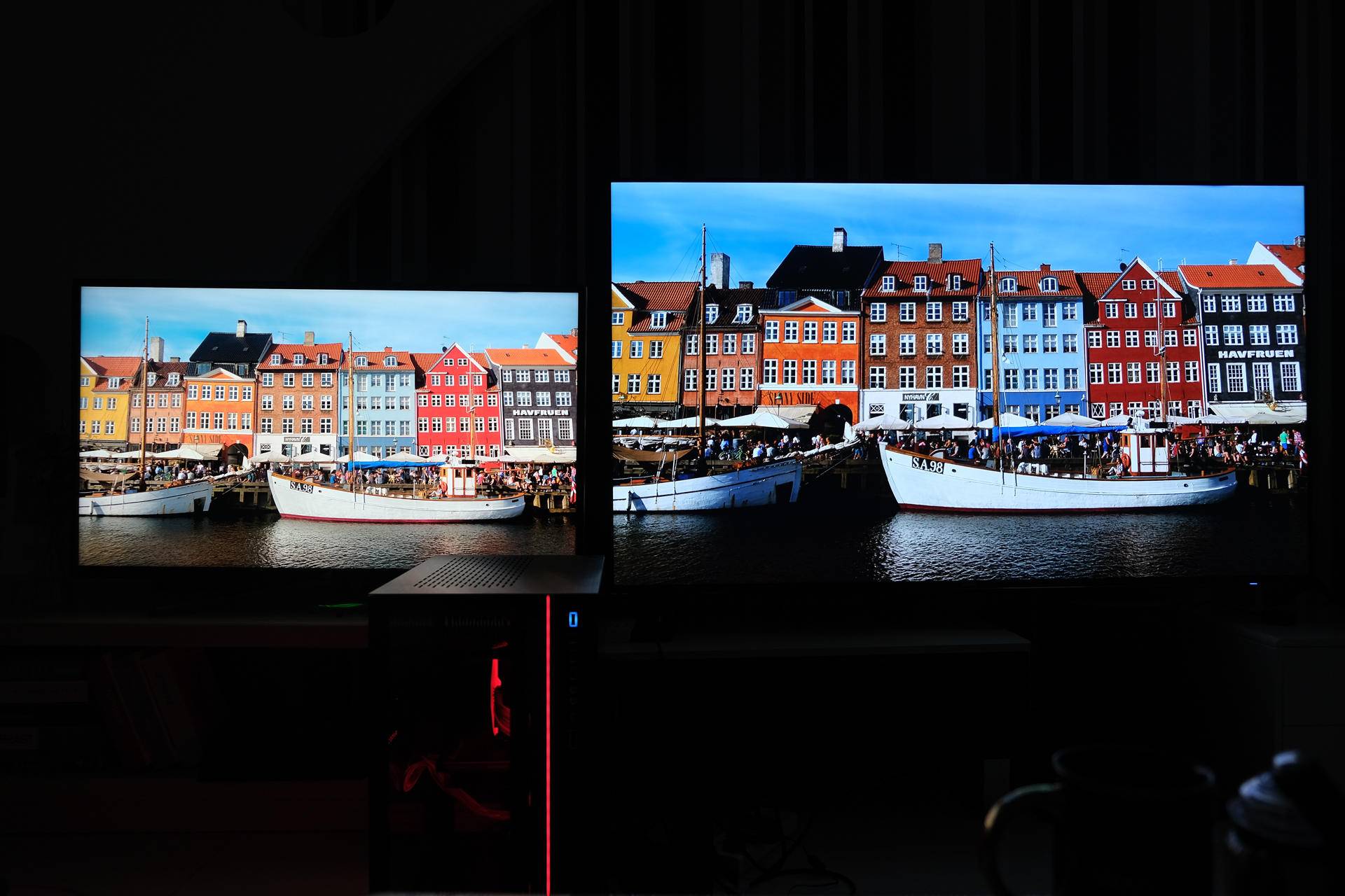 43寸梦幻巨屏华硕rogxg438q显示器