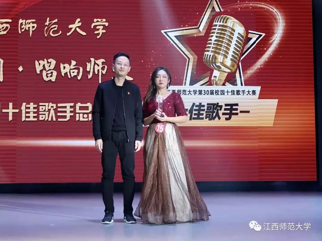 冠军获得者:王子潇▲亚军获得者:陈宏▲季军获得者:尹雅清,于凤仪