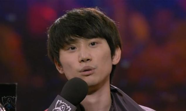 doinb获得冠军泰坦让人深思中单格局可能会改变