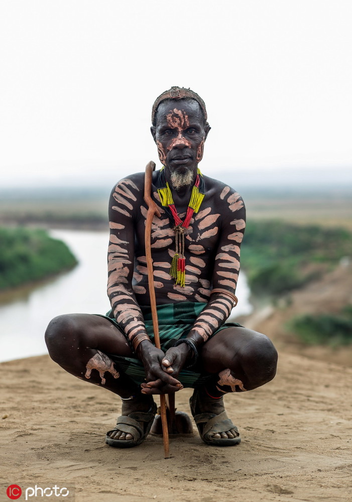 被遗忘的非洲部落 擅长人体彩绘的卡罗部落人