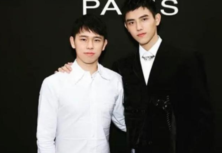 这年头颜值高才能当明星看看陈飞宇和陈雨昂就有答案了