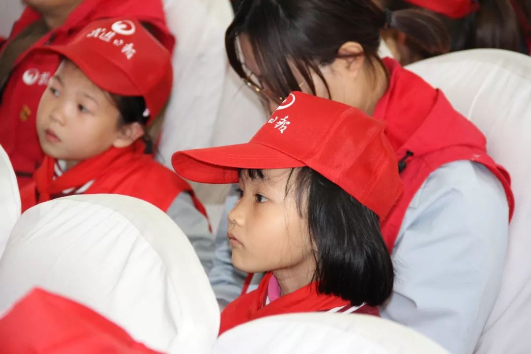 武报小记者活动掠影李公朴小学武报小记者颁证仪式暨培训活动举行