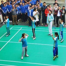 谢杏芳来了！到“新兴县惠能中学凌丰青少年羽毛球培训基地”(图8)