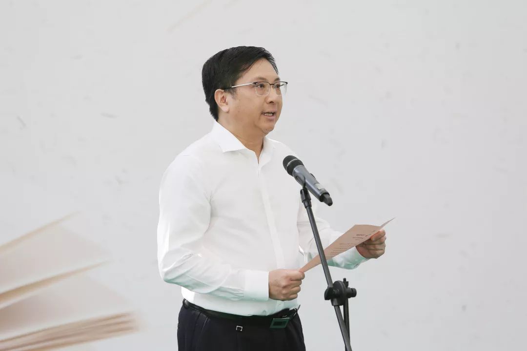 常务副市长刘庆生,市国资委主任,党委书记余钢,巴士集团党委书记,董事