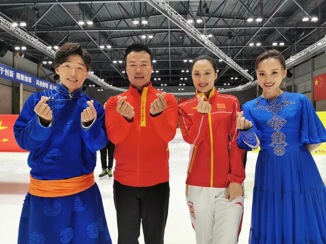 作曲,蒙古族歌手乌英嘎,傲日其愣携手运动员代表短道速滑奥运冠军张虹