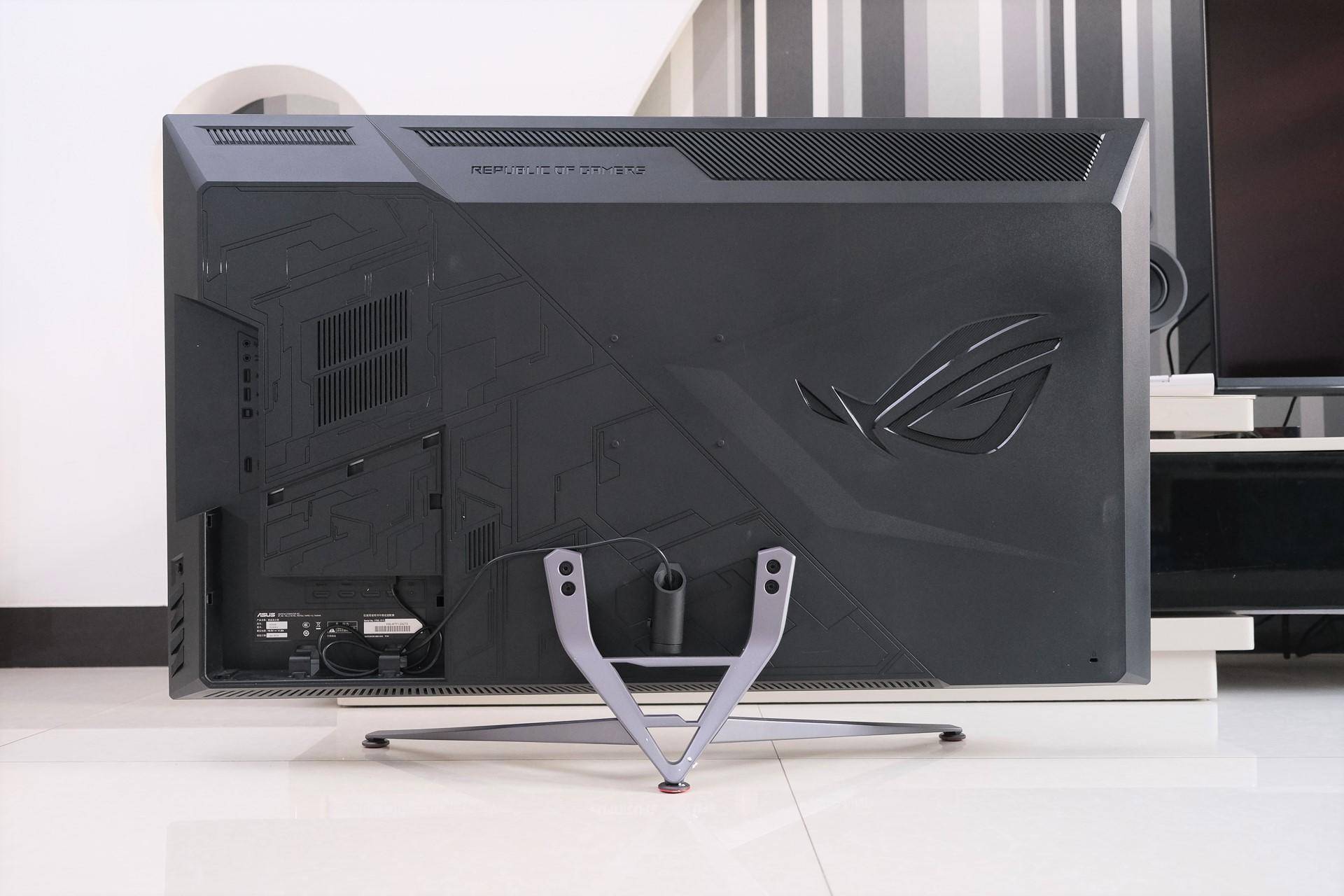 43寸梦幻巨屏华硕rogxg438q显示器