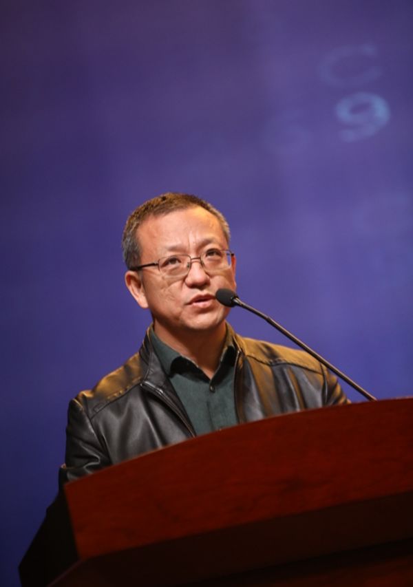 科科长张莹,通州区民办教育服务中心主任王振祥等领导出席参加了论坛