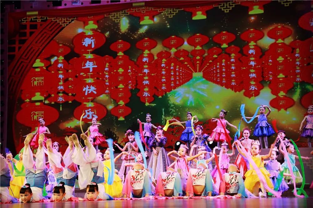 奋进新时代争做追梦人2020年乐清市少儿春节联欢晚会正式启动