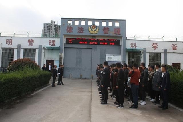 鹿邑县司法局组织社区服刑人员赴看守所开展警示教育活动