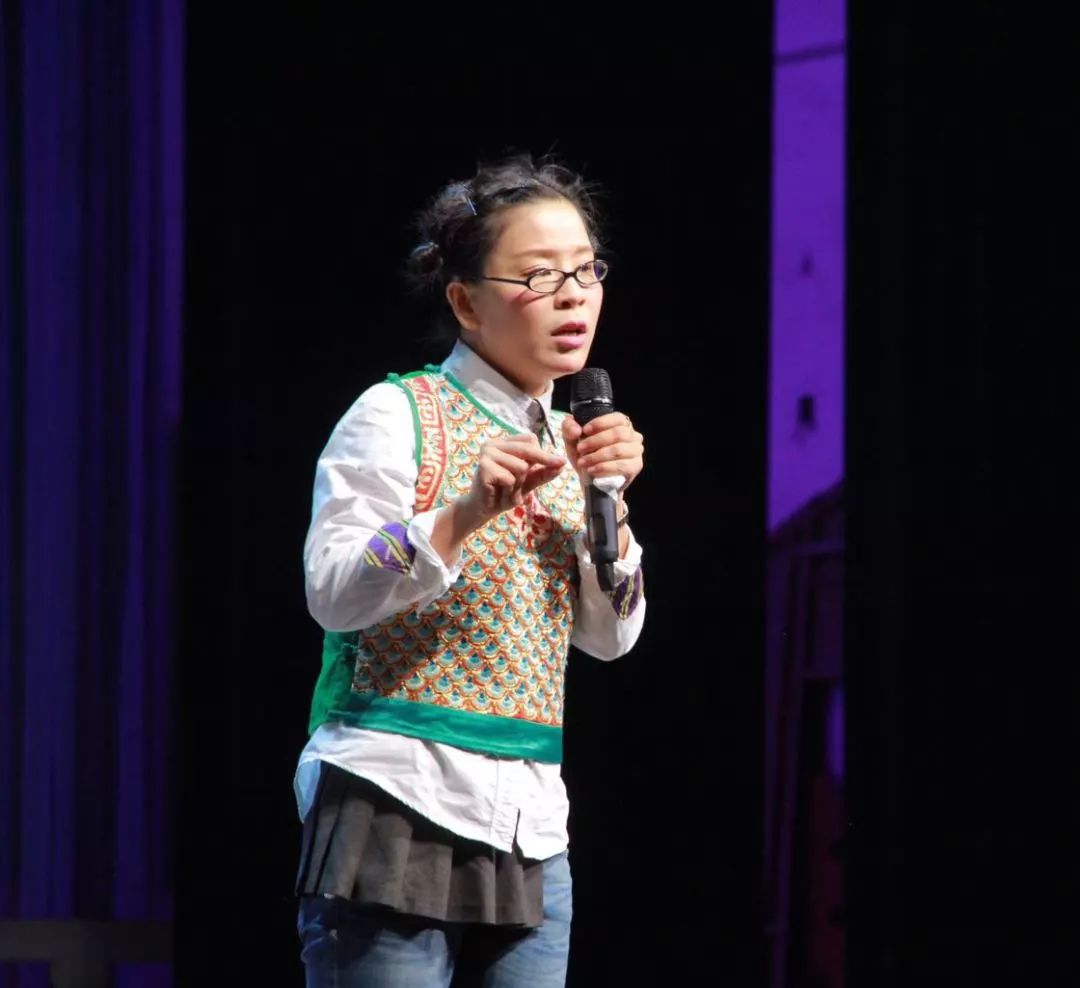 大兵唯一的女徒弟,看上她哪点?_童鸣