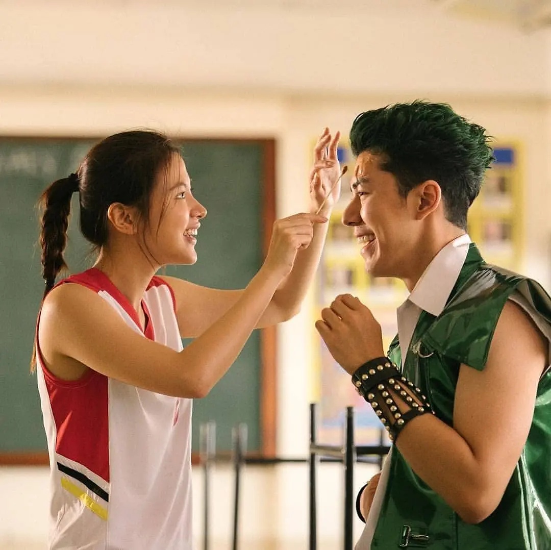 《友情以上》:你体验过恋人未满,友情之上的感觉吗?