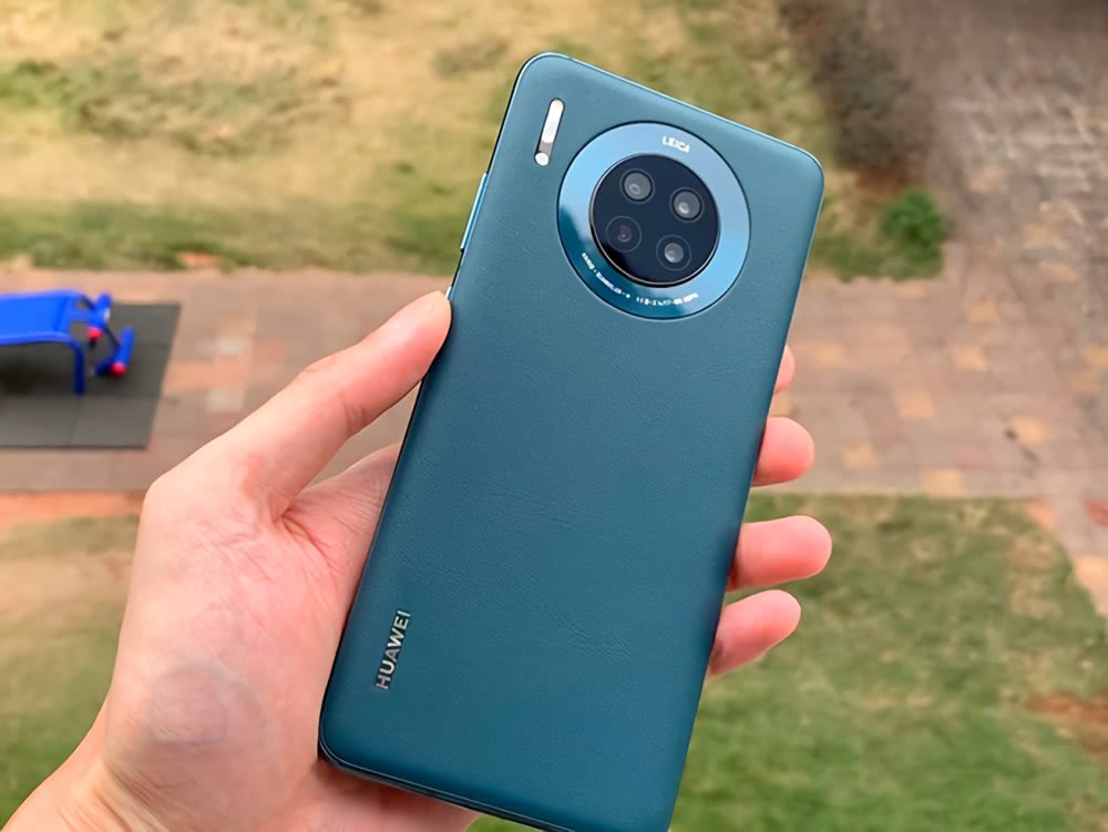 华为很良心,华为mate30 5g版价格开始松动,看来风向变得太快!_手机