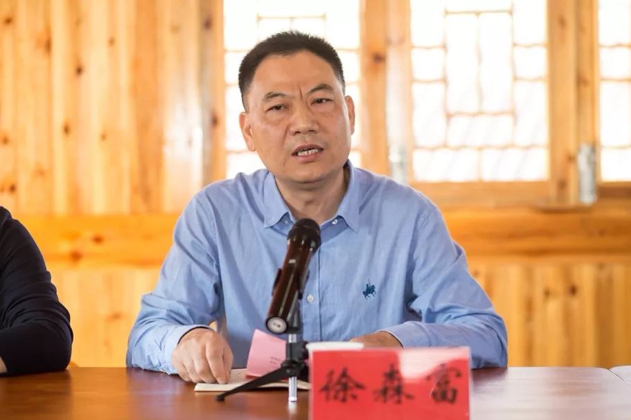最后,黄岩区副区长车献晨对南城乡村振兴工作给予充分肯定,表示将全力