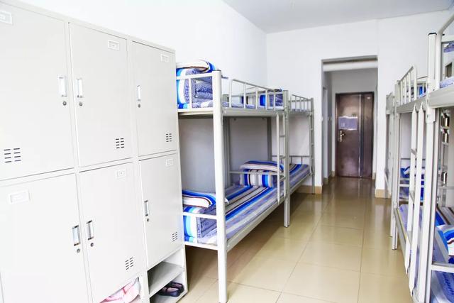 「名校解读」北京大学南宁附属实验学校:南宁学费最贵的学校_北大附中