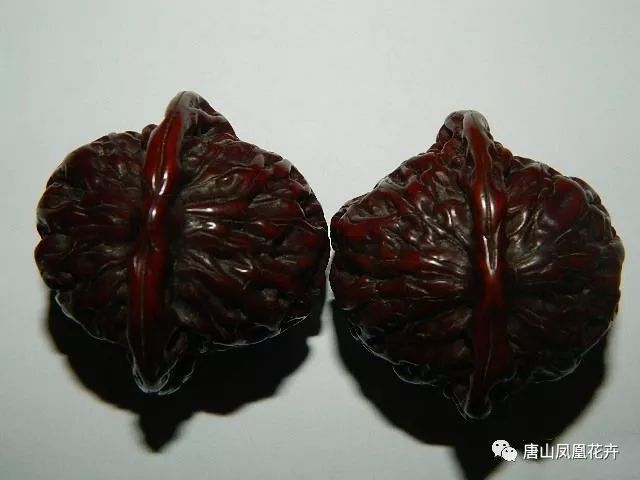 文玩核桃花中花乾隆最喜爱的掌中宝