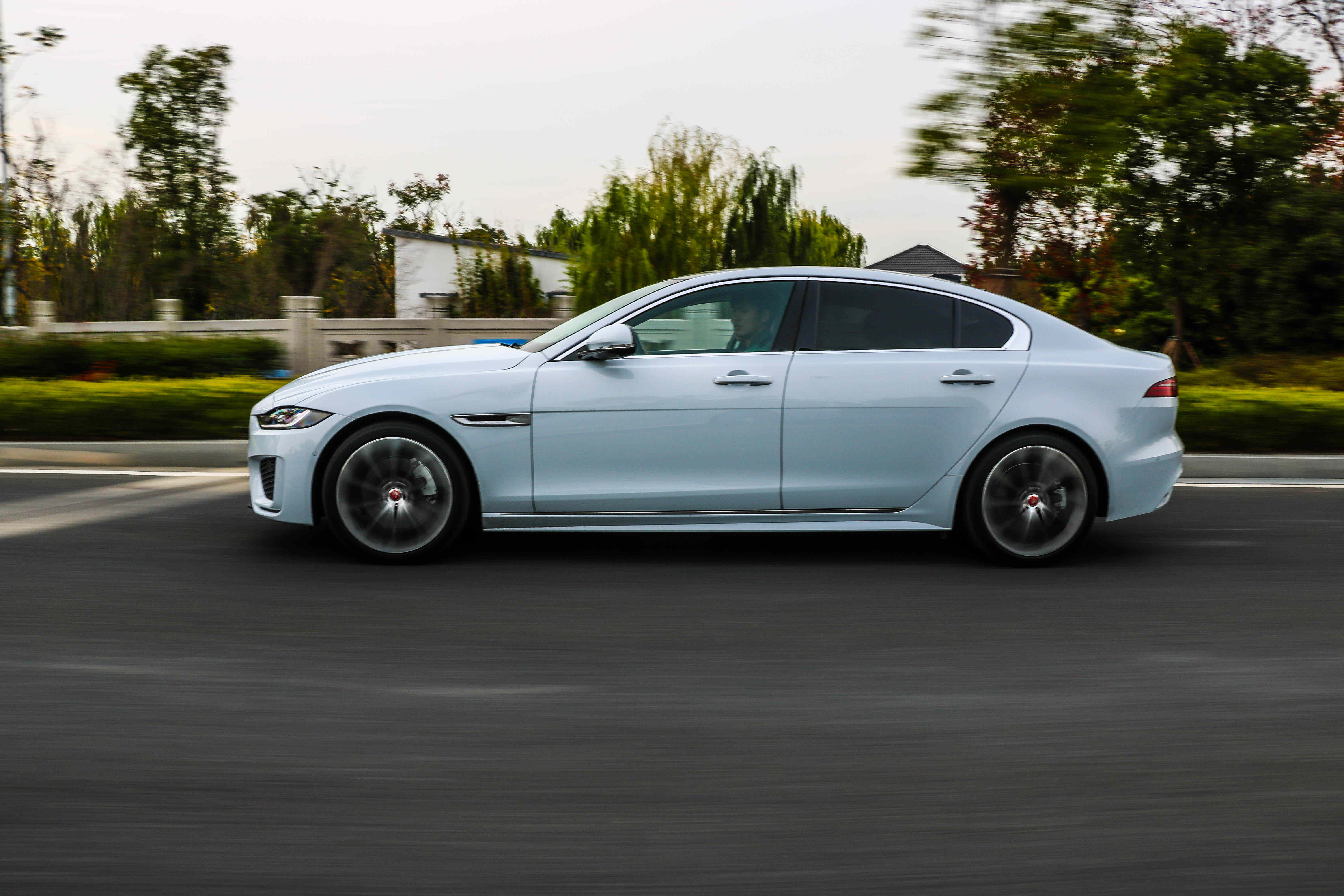 内外兼修定义潮流新英伦轿车捷豹xel诠释运动豪华