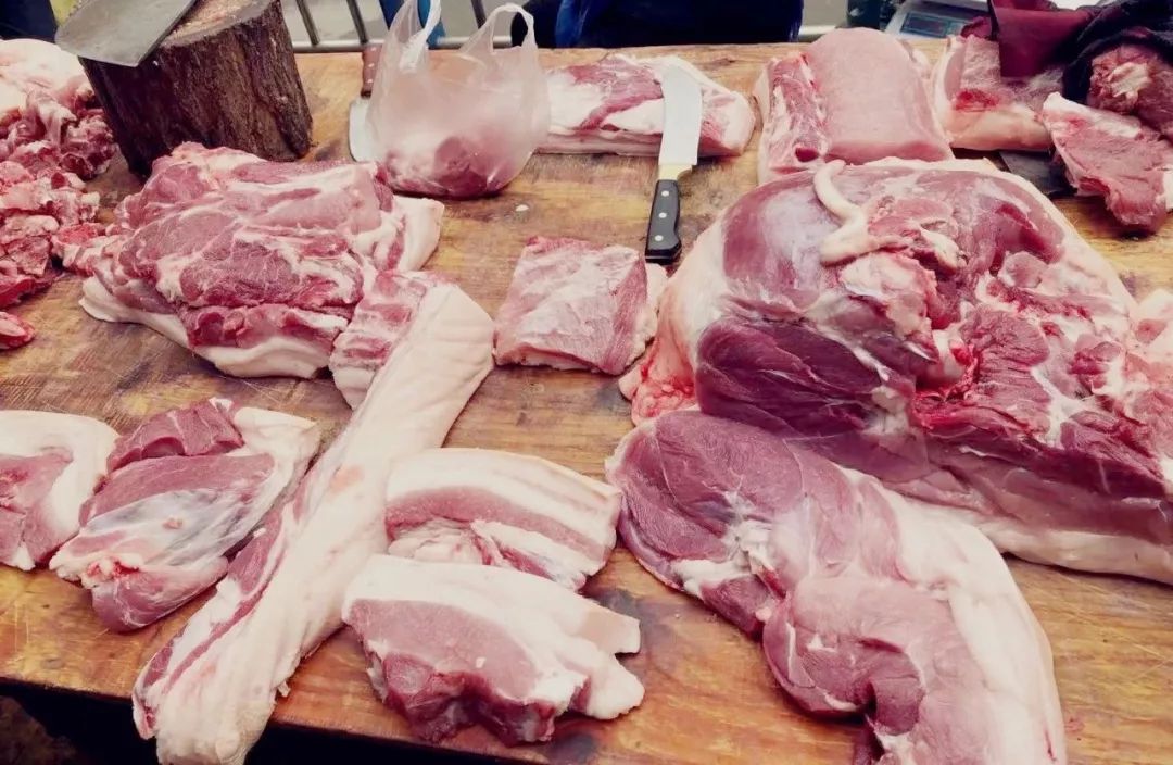 凯里猪肉价格回落 27元可买到一斤 之前最高每斤涨到了38元!