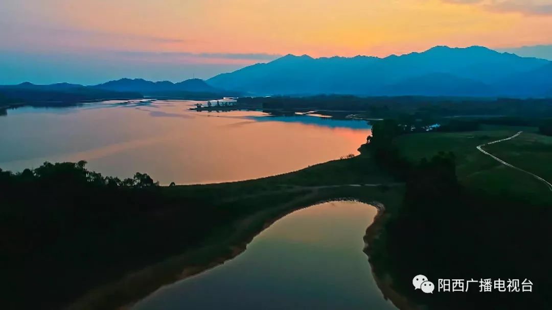 陽西:茅洞水庫日落美如畫