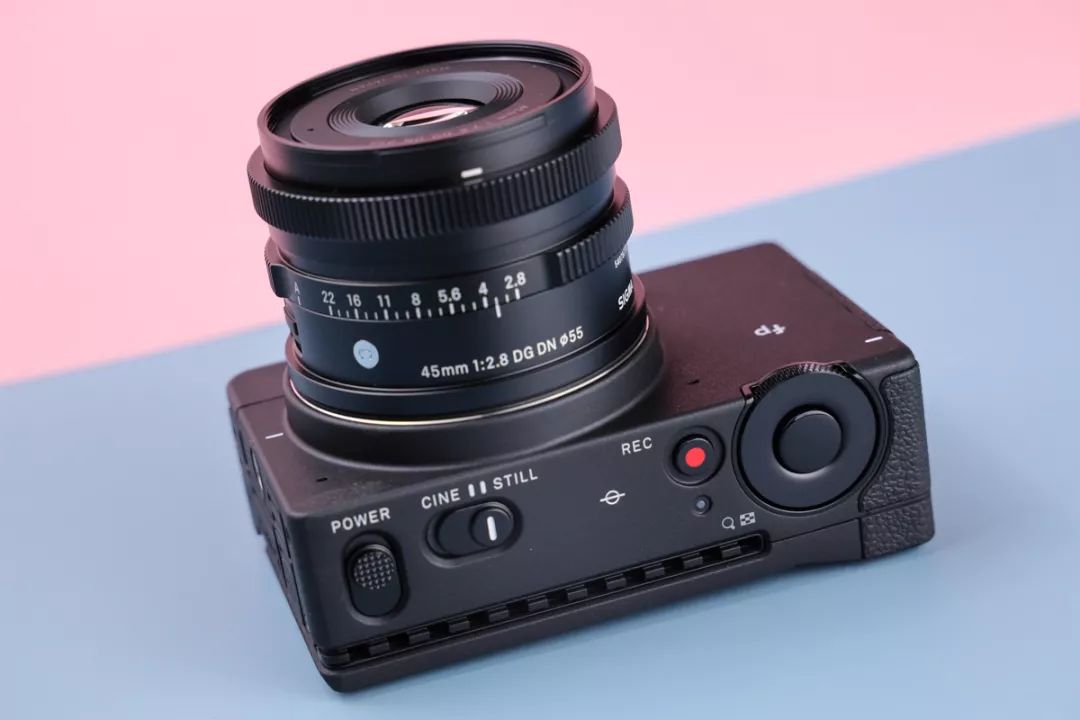 可能是最酷的全画幅微单相机适马fp评测