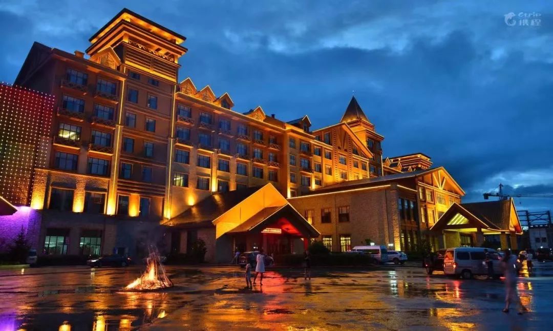 行驶约2h今日景点:马拉爬犁 威虎寨中国雪乡入住酒店:雪乡农家暖炕4