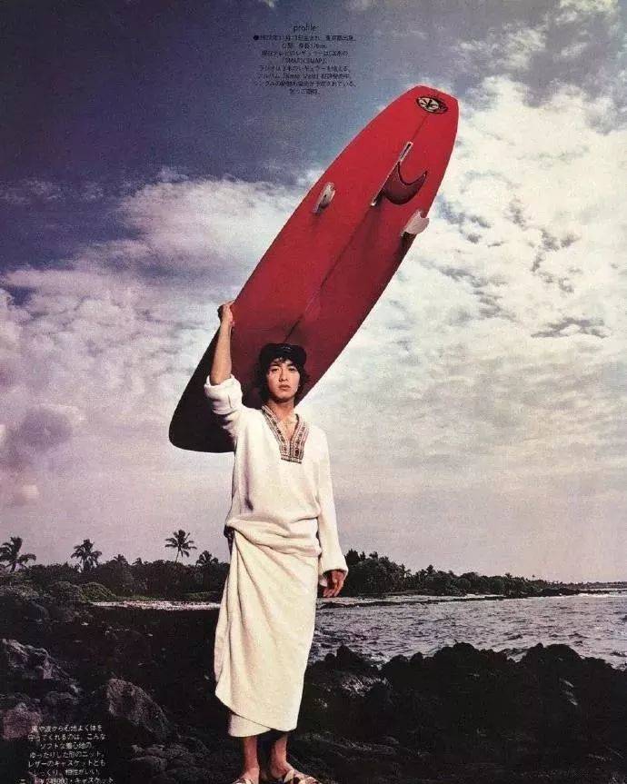 木村拓哉生日我们找到他午夜成人节目视频原来他开车这么性感